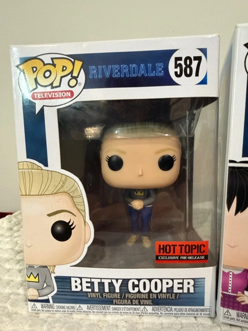 Set of 2 Funko Pop! Riverdale figures 💙💖 — NEW